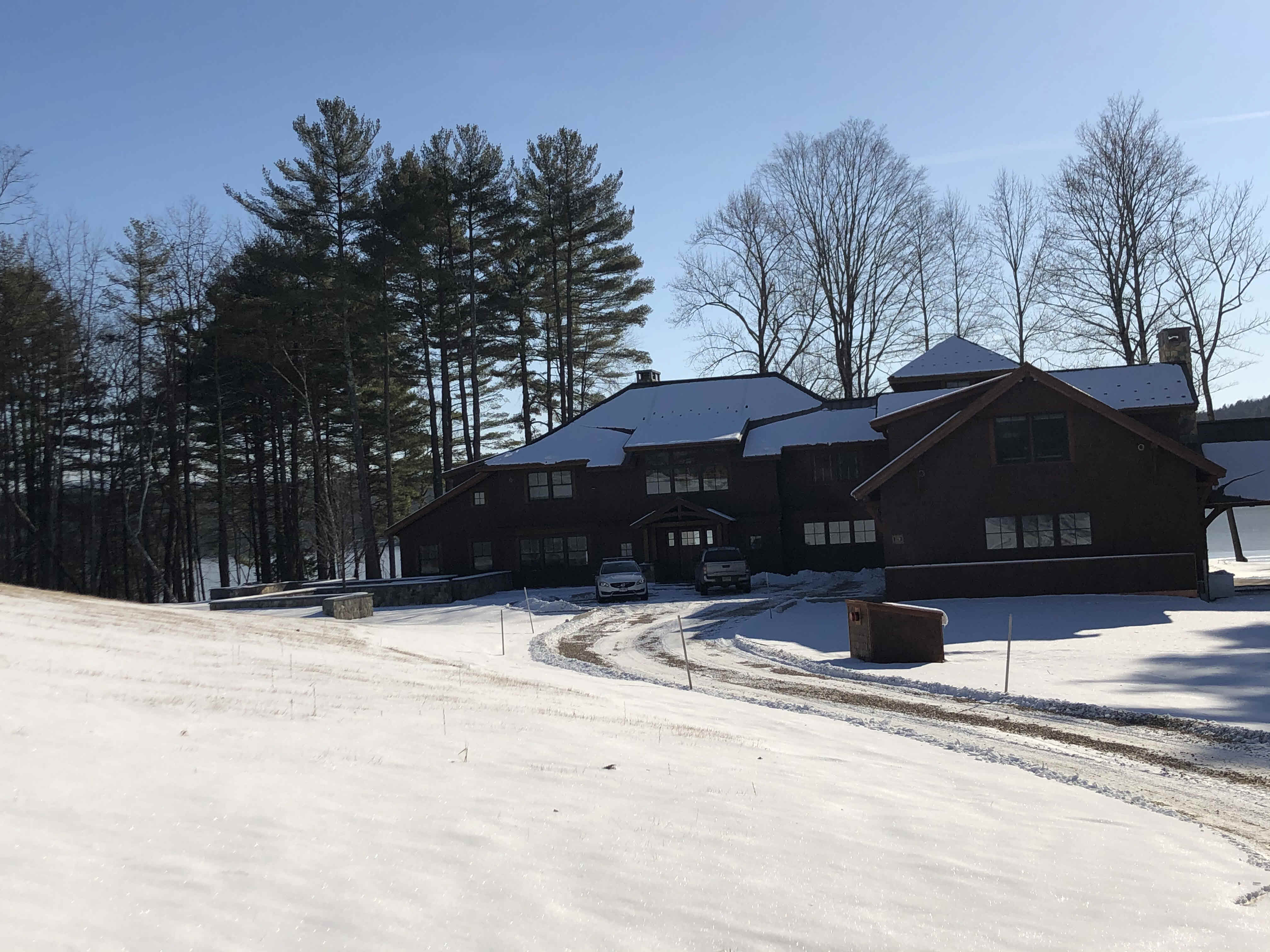Building photograph for 129 WASHINEE HEIGHTS ROAD